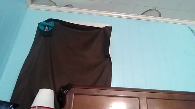 Snapshot of Cumonkatie chatting on 10/21/25, 05:35 Cumonkatie online show from 10/21/25, 05:35