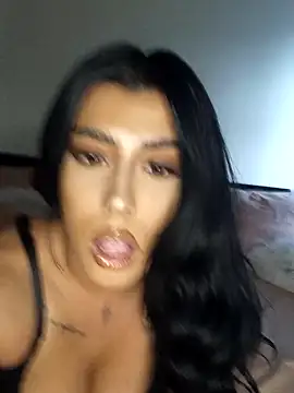 Snapshot of GiseleReine chatting on 03/09/25, 02:43 GiseleReine online show from 03/09/25, 02:43