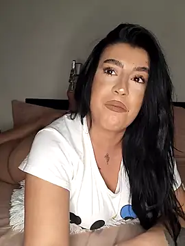 Snapshot of GiseleReine chatting on 03/13/25, 04:01 GiseleReine online show from 03/13/25, 04:01