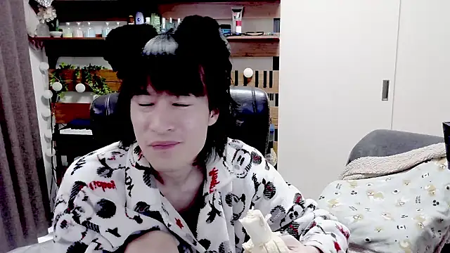 Snapshot of IroManager chatting on 05/11/26, 10:29 IroManager online show from 05/11/26, 10:29