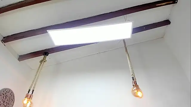 Oriana Guzman online show from 01/15/25, 01:09