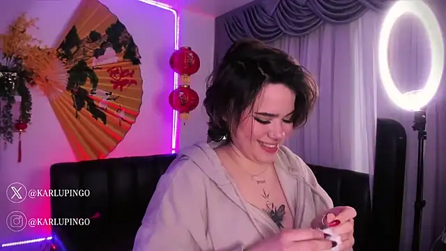 albaismynameX online show from 02/14/25, 06:08