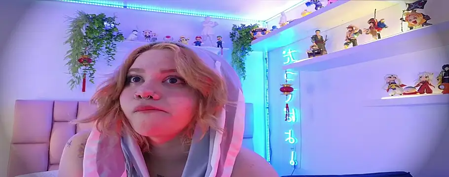 albaismynameX online show from 09/26/25, 12:20