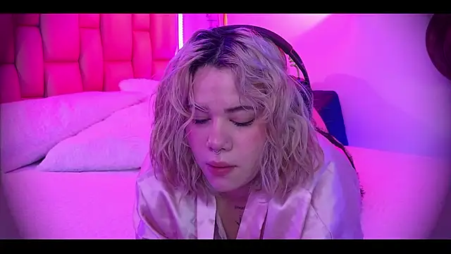 albaismynameX online show from 03/05/26, 12:12