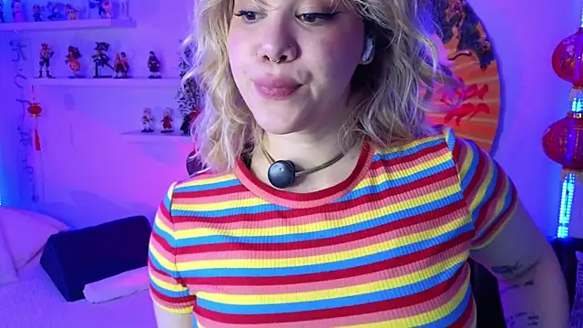 albaismynameX online show from 05/28/26, 11:51