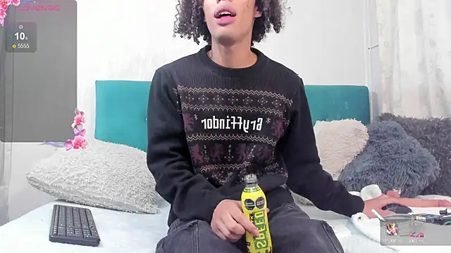 kleo helenos online show from 02/25/25, 02:58