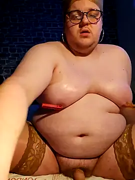 MoniqueBader22 online show from 12/14/24, 10:56