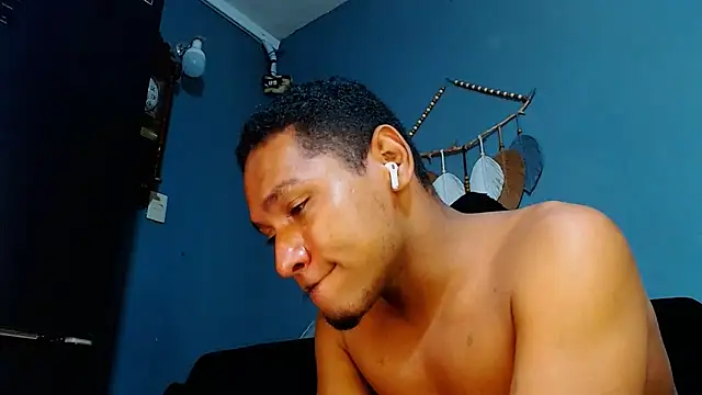Snapshot of Grandeygruesa1 chatting on 02/10/25, 11:57 Grandeygruesa1 online show from 02/10/25, 11:57