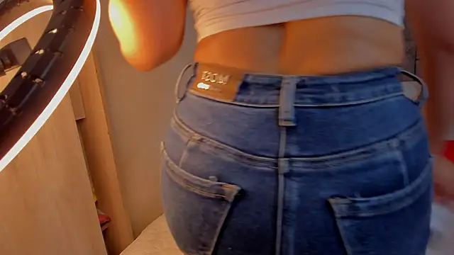 MirandaRoxx online show from 05/11/26, 02:45