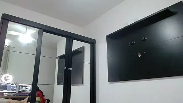 Snapshot of Miss_Racheal_BR chatting on 09/17/25, 01:46 Miss Racheal BR online show from 09/17/25, 01:46