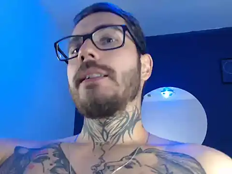 clark r online show from 10/02/25, 12:17