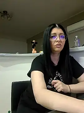 Snapshot of Milf_Abigail chatting on 01/25/25, 02:47 Milf Abigail online show from 01/25/25, 02:47