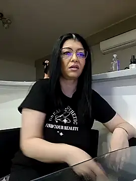 Snapshot of Milf_Abigail chatting on 01/25/25, 11:43 Milf Abigail online show from 01/25/25, 11:43