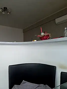 Snapshot of Milf_Abigail chatting on 02/04/25, 07:40 Milf Abigail online show from 02/04/25, 07:40