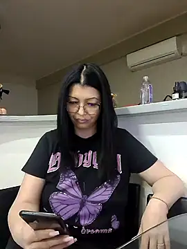 Snapshot of Milf_Abigail chatting on 02/06/25, 05:35 Milf Abigail online show from 02/06/25, 05:35