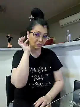 Snapshot of Milf_Abigail chatting on 02/09/25, 12:49 Milf Abigail online show from 02/09/25, 12:49