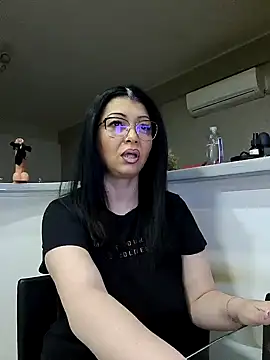 Snapshot of Milf_Abigail chatting on 02/09/25, 11:36 Milf Abigail online show from 02/09/25, 11:36