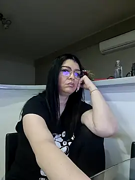 Snapshot of Milf_Abigail chatting on 02/20/25, 02:40 Milf Abigail online show from 02/20/25, 02:40