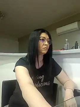 Snapshot of Milf_Abigail chatting on 02/24/25, 01:13 Milf Abigail online show from 02/24/25, 01:13