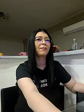 Snapshot of Milf_Abigail chatting on 02/25/25, 02:14 Milf Abigail online show from 02/25/25, 02:14