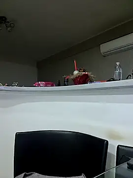 Snapshot of Milf_Abigail chatting on 02/27/25, 02:42 Milf Abigail online show from 02/27/25, 02:42