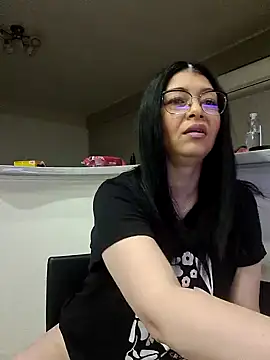 Snapshot of Milf_Abigail chatting on 03/01/25, 12:50 Milf Abigail online show from 03/01/25, 12:50