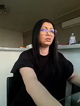 Snapshot of Milf_Abigail chatting on 03/08/25, 05:38 Milf Abigail online show from 03/08/25, 05:38