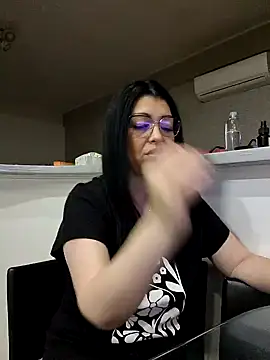 Snapshot of Milf_Abigail chatting on 03/11/25, 03:26 Milf Abigail online show from 03/11/25, 03:26