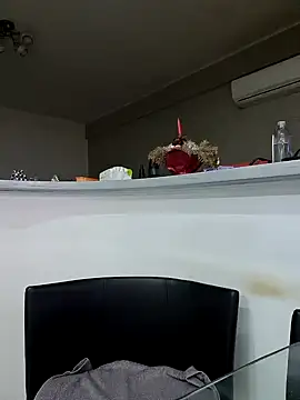 Snapshot of Milf_Abigail chatting on 03/12/25, 05:13 Milf Abigail online show from 03/12/25, 05:13