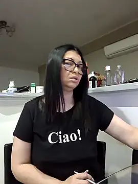 Snapshot of Milf_Abigail chatting on 10/06/25, 11:02 Milf Abigail online show from 10/06/25, 11:02