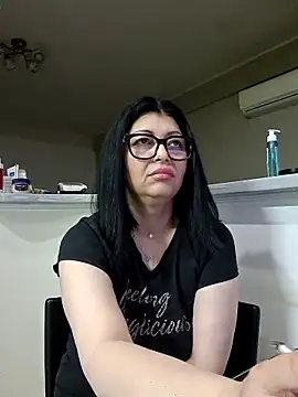 Milf Abigail online show from 05/15/26, 01:23