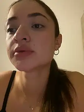 Alicia ALICIA online show from 04/13/26, 05:29