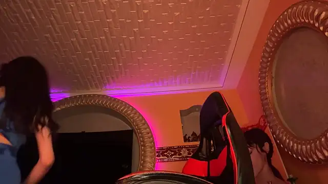 Snapshot of ORLA86 chatting on 02/16/25, 07:48 ORLA86 online show from 02/16/25, 07:48