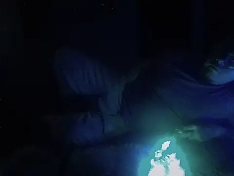 Snapshot of AlanDickson chatting on 03/06/25, 12:19 AlanDickson online show from 03/06/25, 12:19