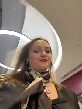 LadyTatiana Madam online show from 02/04/26, 06:03