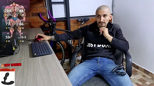 Marck Muscle online show from 11/29/25, 02:58