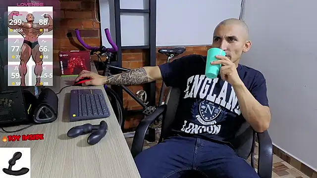 Marck Muscle online show from 04/12/26, 04:06