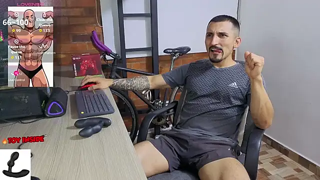 Snapshot of Marck_Muscle chatting on 07/08/26, 12:15 Marck Muscle online show from 07/08/26, 12:15
