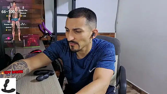 Snapshot of Marck_Muscle chatting on 07/10/26, 11:51 Marck Muscle online show from 07/10/26, 11:51