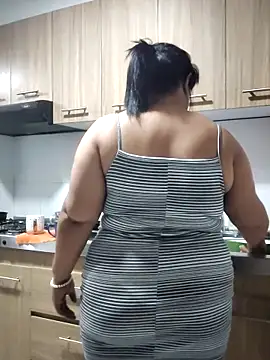 Snapshot of Mia_Adell_11 chatting on 02/04/25, 06:57 Mia Adell 11 online show from 02/04/25, 06:57