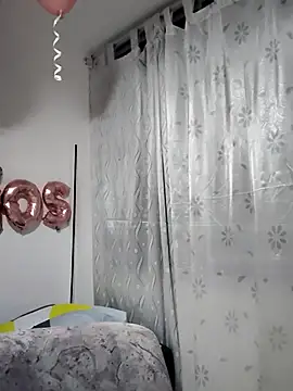 Snapshot of Mia_Adell_11 chatting on 02/15/25, 04:47 Mia Adell 11 online show from 02/15/25, 04:47