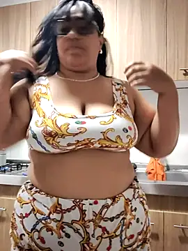 Snapshot of Mia_Adell_11 chatting on 03/19/25, 10:33 Mia Adell 11 online show from 03/19/25, 10:33