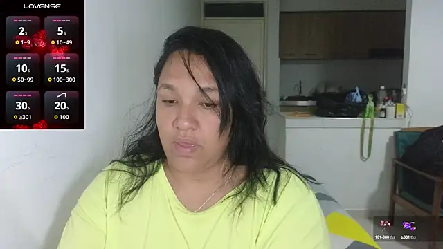 Snapshot of Mia_Adell_11 chatting on 09/16/25, 03:40 Mia Adell 11 online show from 09/16/25, 03:40