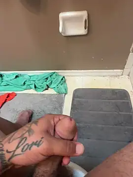 bigitaliandic online show from 04/23/26, 02:41