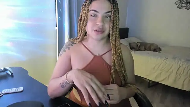 Snapshot of MelSaunders chatting on 12/20/24, 03:47 MelSaunders online show from 12/20/24, 03:47