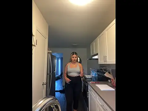 Snapshot of MelSaunders chatting on 09/10/25, 09:59 MelSaunders online show from 09/10/25, 09:59