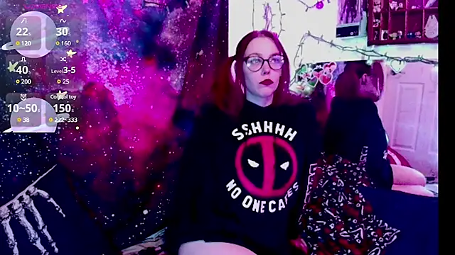 EverlyEster online show from 01/12/25, 05:34