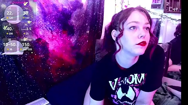 EverlyEster online show from 02/02/25, 07:41