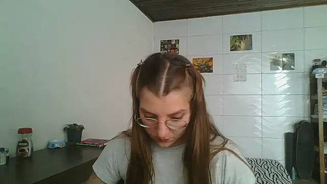 SweetyBabyDemon online show from 11/30/25, 01:37