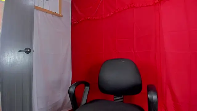 Snapshot of Master_Rimay chatting on 12/10/24, 01:32 Master Rimay online show from 12/10/24, 01:32